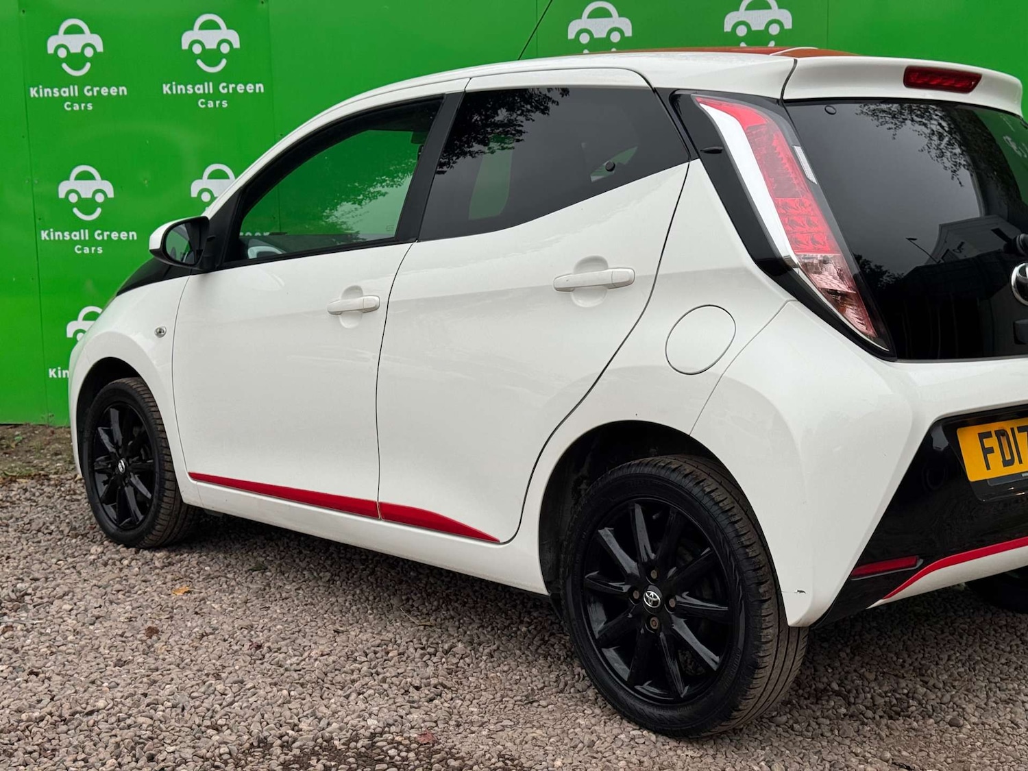 Used Toyota AYGO 2017 for sale - 76274227: Photo 8