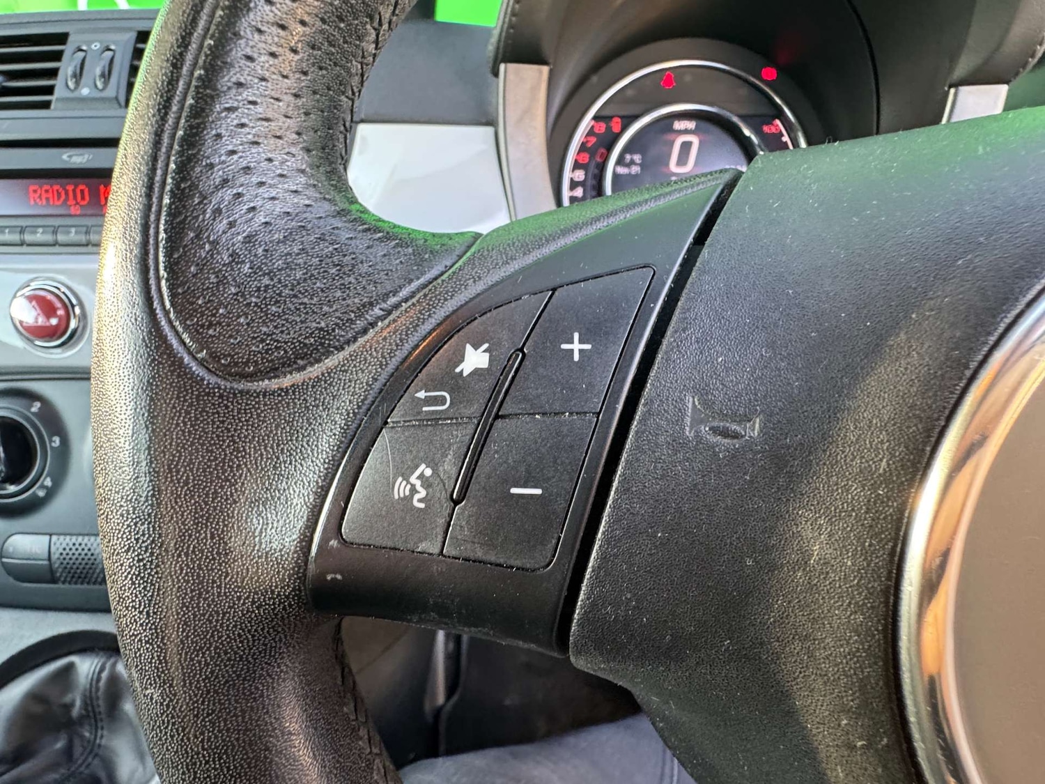 Used Abarth 500 2015 for sale - 76651361: Photo 43