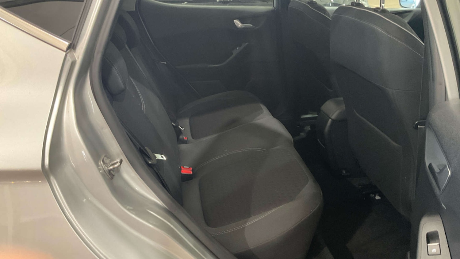 Used Ford Fiesta 2017 for sale - 76601863: Photo 9