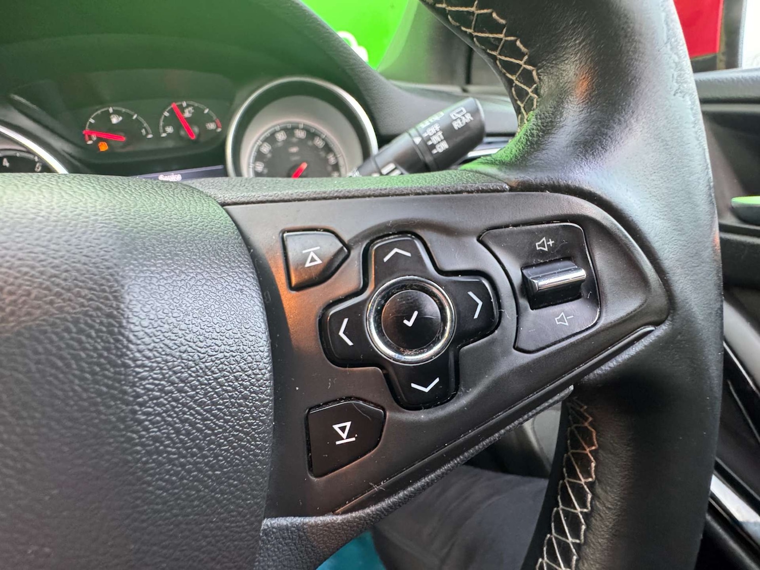 Used Vauxhall Astra 2017 for sale - 76921233: Photo 37