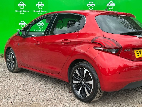 Used Peugeot 208 2018 for sale - 75620033: Photo 10