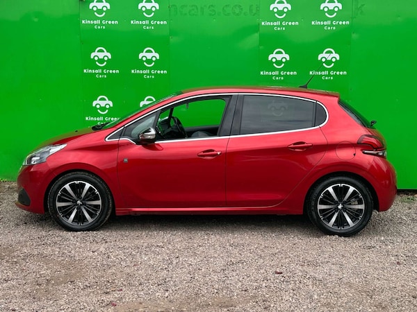 Used Peugeot 208 2018 for sale - 75620033: Photo 17