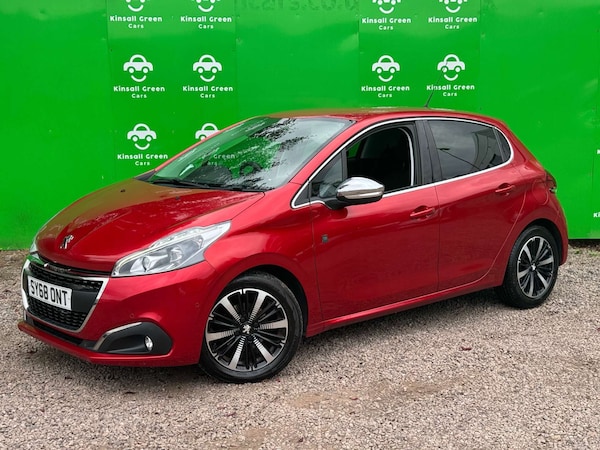 Used Peugeot 208 2018 for sale - 75620033: Photo 2