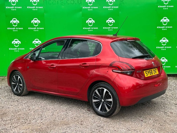 Used Peugeot 208 2018 for sale - 75620033: Photo 8