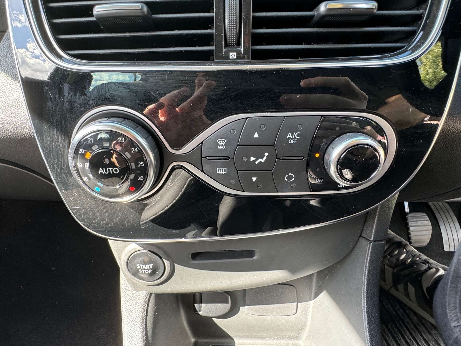 Vehicle 35