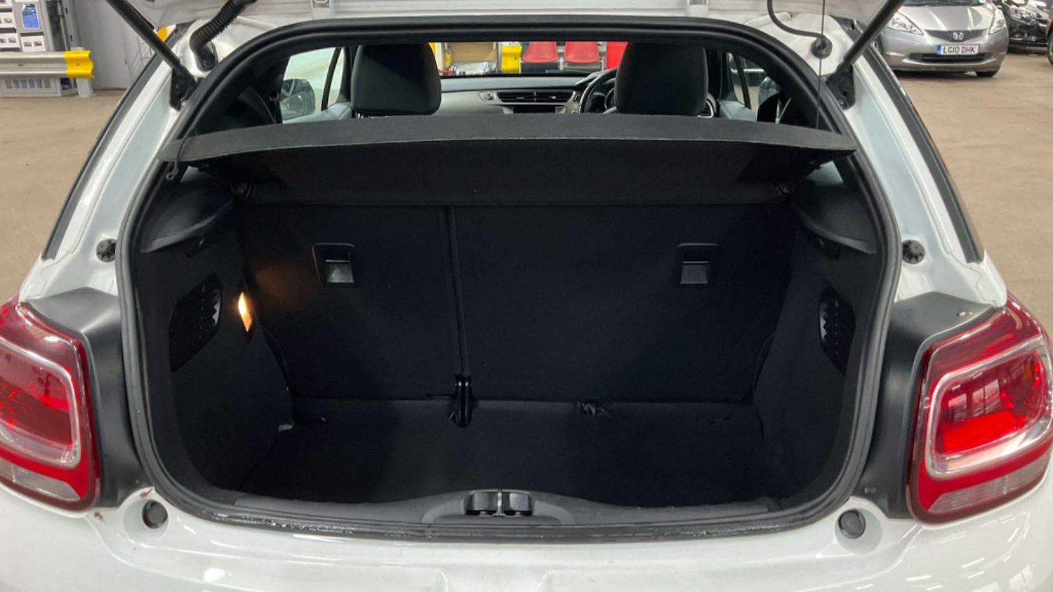 Used DS Automobiles DS 3 2016 for sale - 76853613: Photo 7