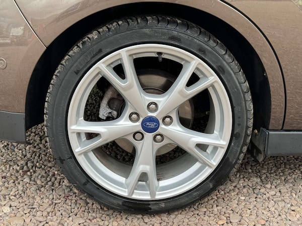 Used Ford C-Max 2015 for sale - 75326840: Photo 22