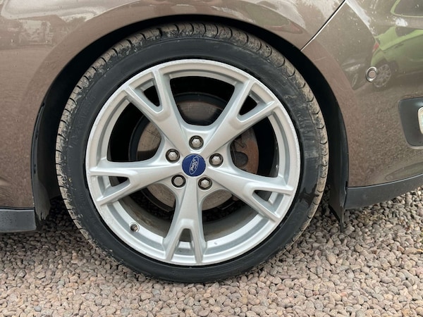 Used Ford C-Max 2015 for sale - 75326840: Photo 23