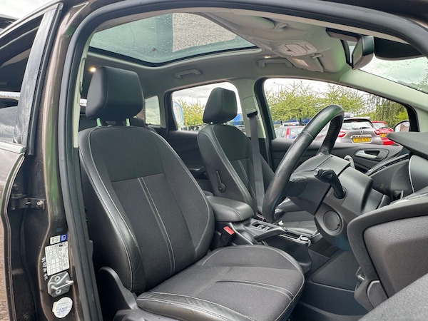 Used Ford C-Max 2015 for sale - 75326840: Photo 32