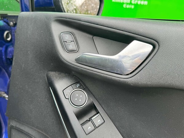 Used Ford Fiesta 2017 for sale - 75616189: Photo 46
