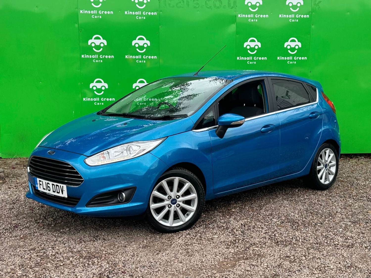 Used Ford Fiesta 2016 for sale - 77023558: Photo 2