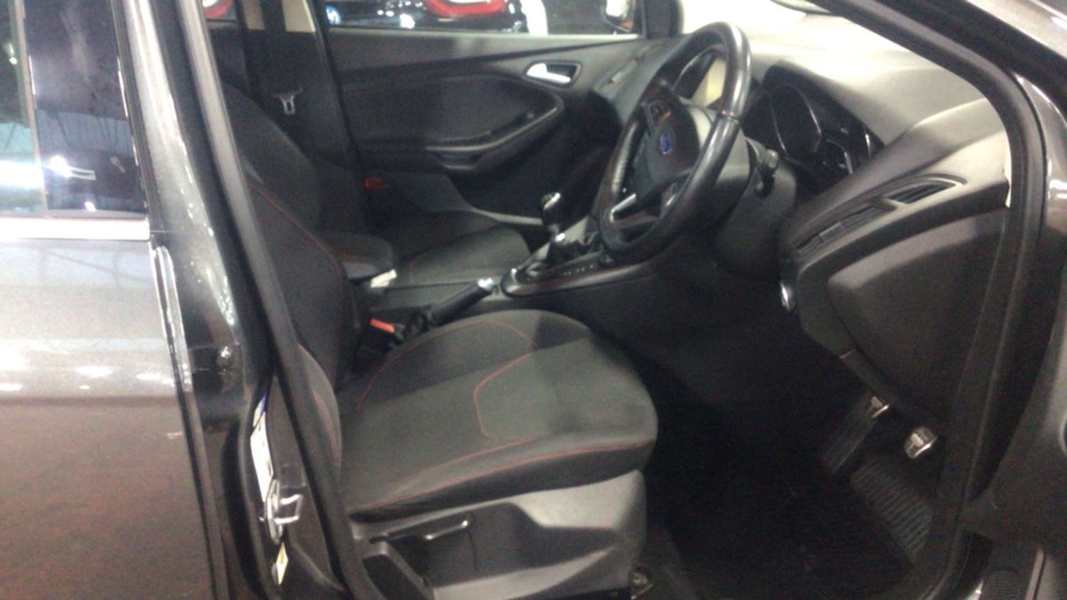 Used Ford Focus 2015 for sale - 76614718: Photo 10