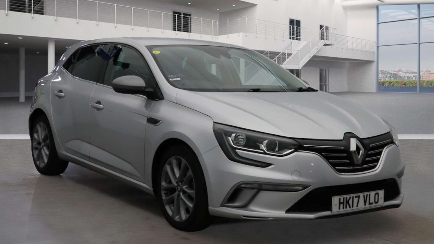 Used Renault Megane 2017 for sale - 76429329: Photo 1