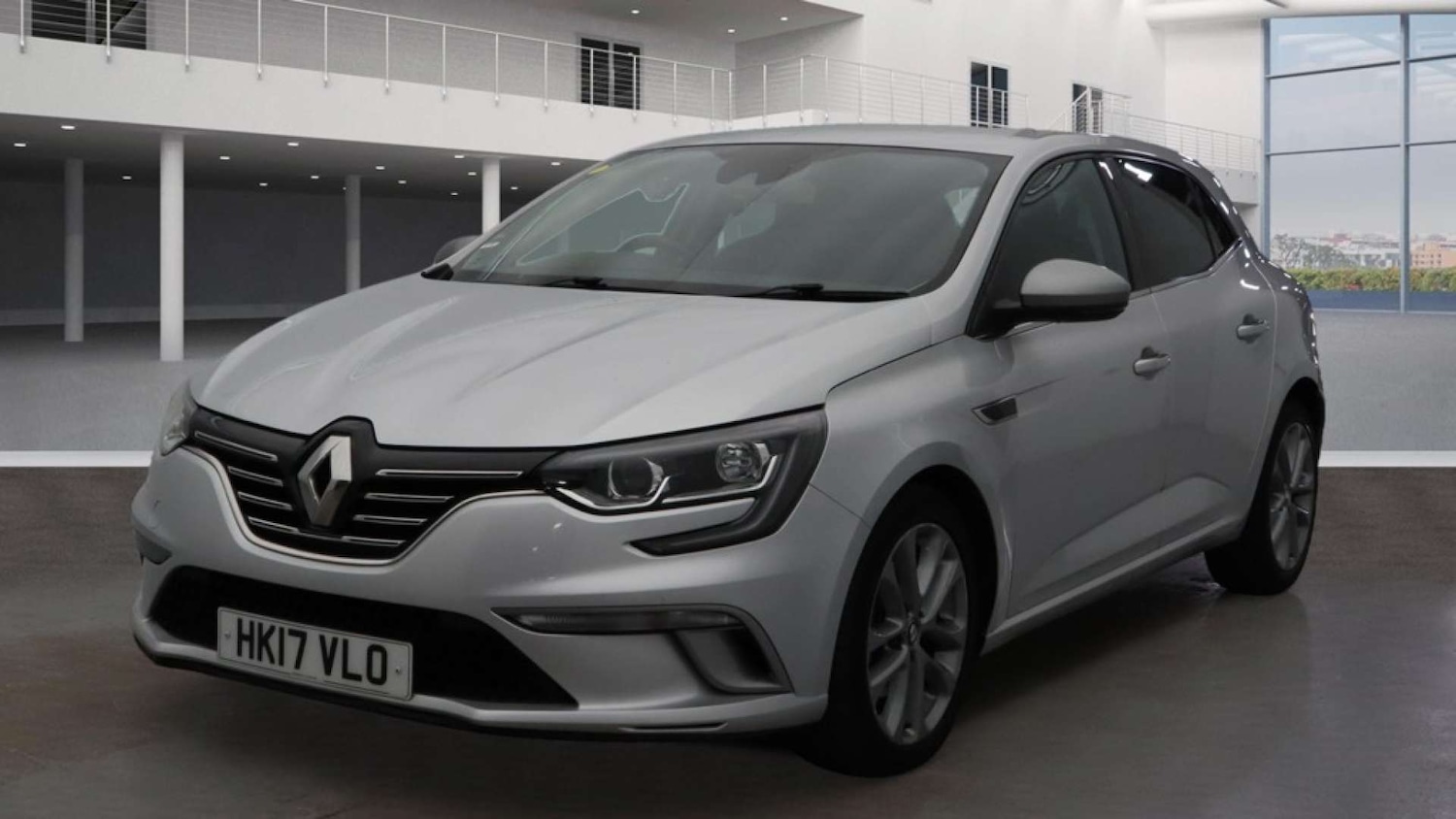 Used Renault Megane 2017 for sale - 76429329: Photo 4