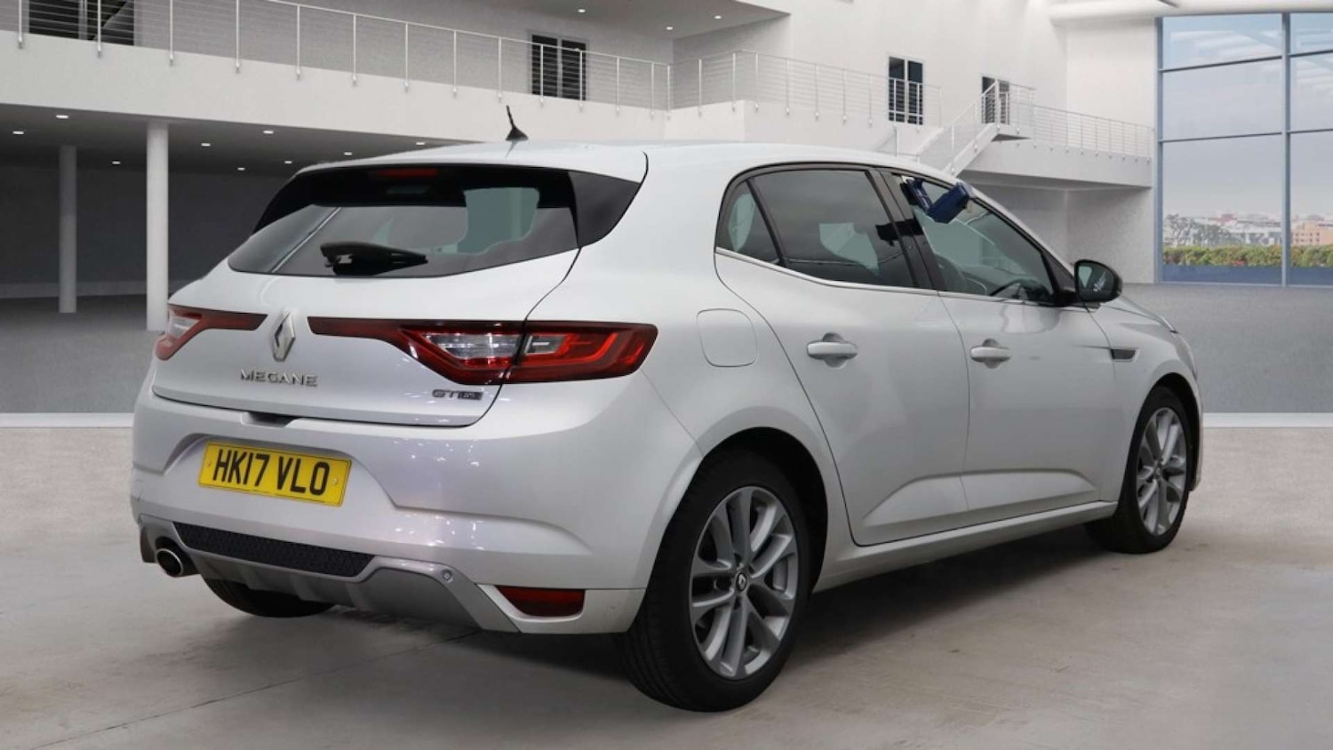 Used Renault Megane 2017 for sale - 76429329: Photo 8