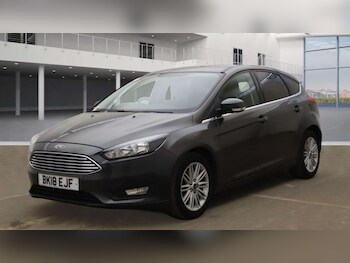 Used Ford Focus 2018 for sale - 76157435: Photo 2