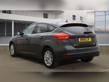 Used Ford Focus 2018 for sale - 76157435: Photo 3