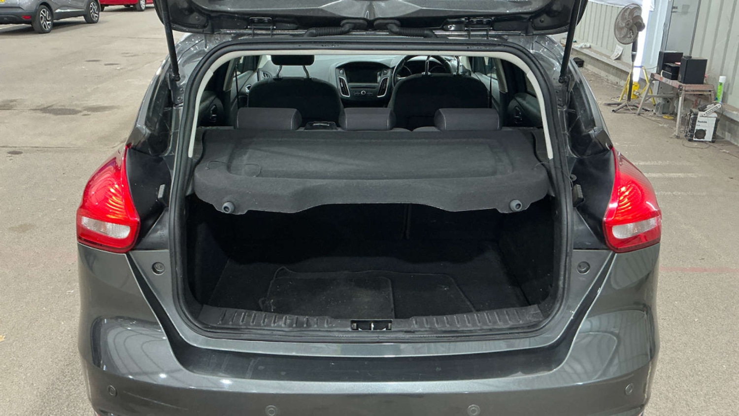 Used Ford Focus 2018 for sale - 76157435: Photo 7