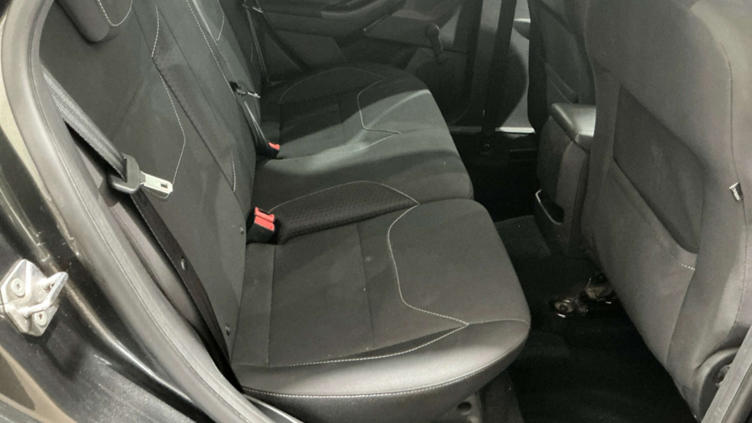 Used Ford Focus 2018 for sale - 76157435: Photo 9