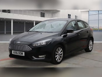 Used Ford Focus 2016 for sale - 76017960: Photo 2