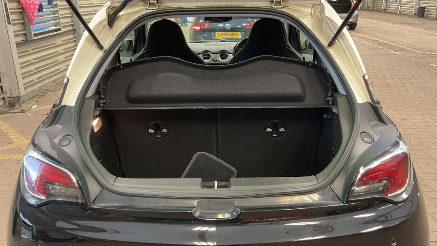 Used Vauxhall ADAM 2016 for sale - 76416866: Photo 11