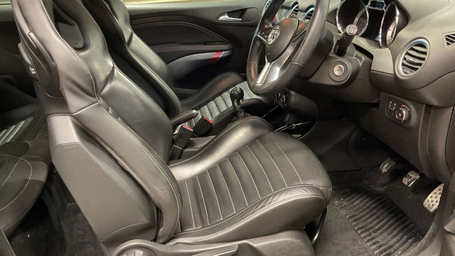 Used Vauxhall ADAM 2016 for sale - 76416866: Photo 13