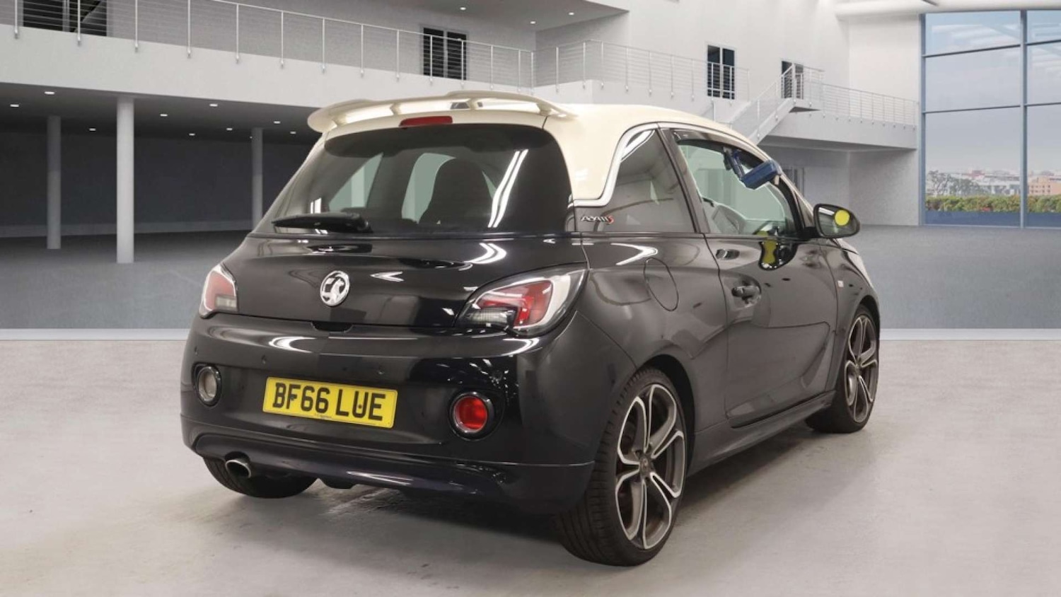 Used Vauxhall ADAM 2016 for sale - 76416866: Photo 4