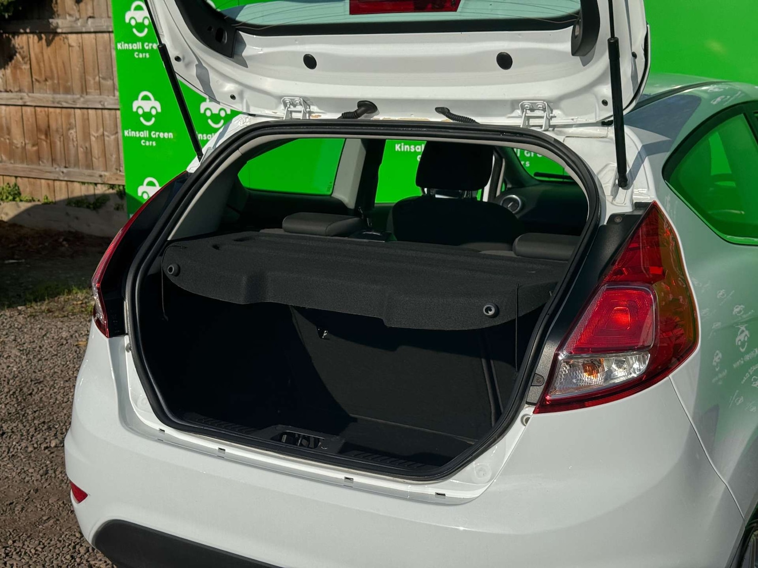 Used Ford Fiesta 2014 for sale - 75908296: Photo 14