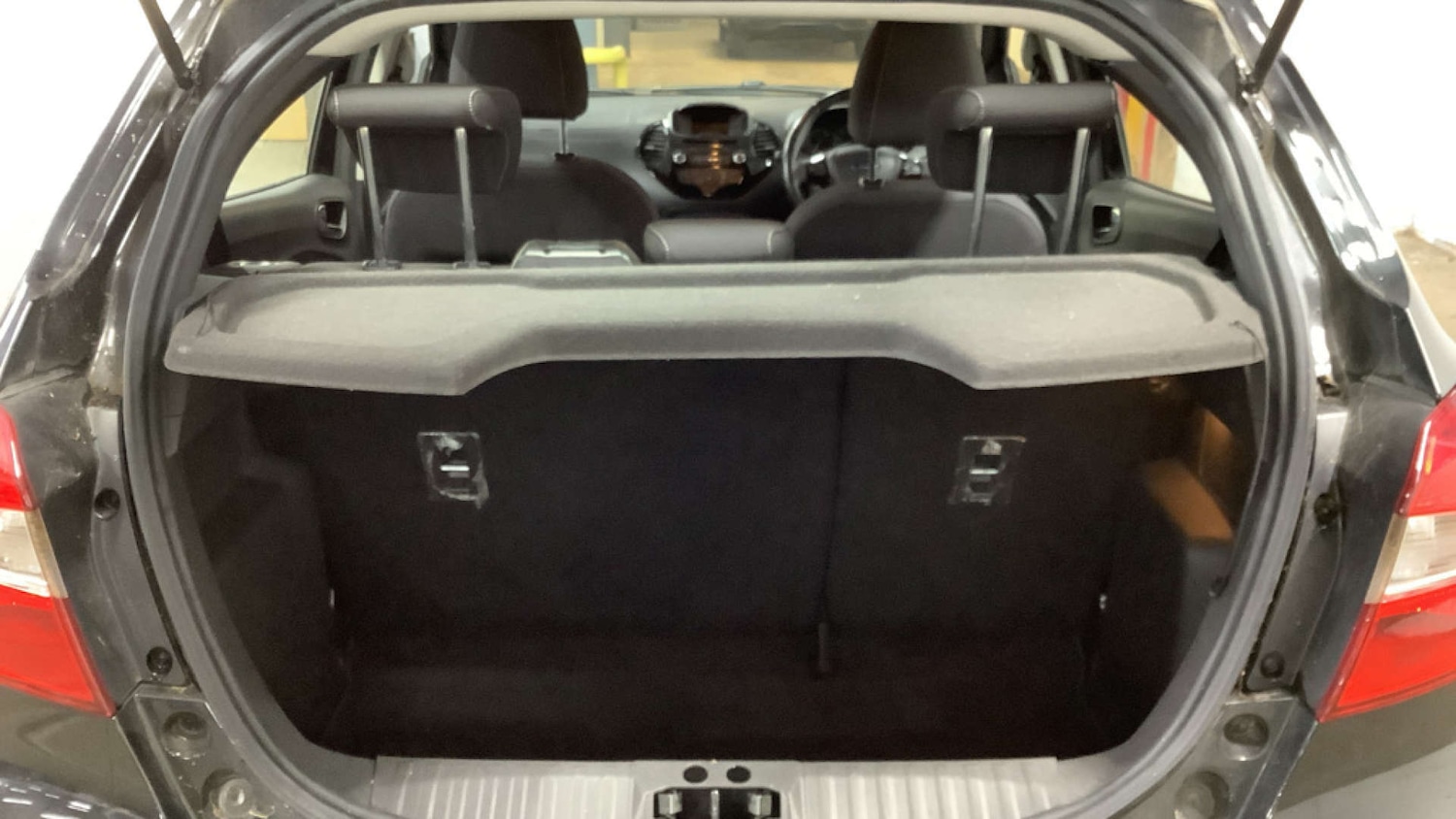 Used Ford Ka+ 2017 for sale - 76418578: Photo 7