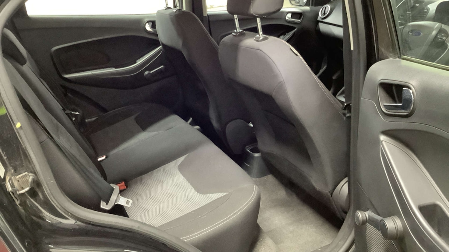 Used Ford Ka+ 2017 for sale - 76418578: Photo 8