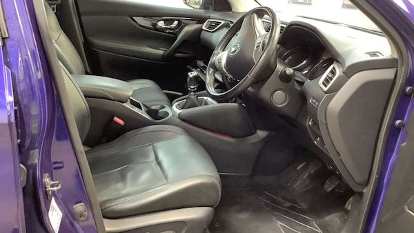Used Nissan Qashqai 2015 for sale - 76118358: Photo 10