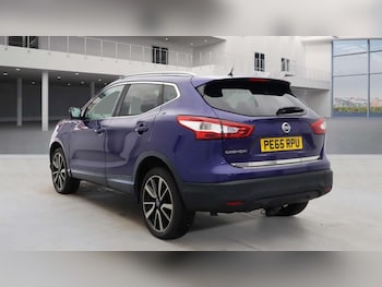 Used Nissan Qashqai 2015 for sale - 76118358: Photo 3