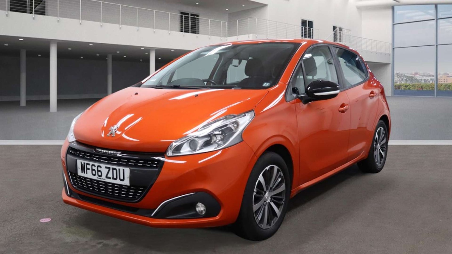 Used Peugeot 208 2016 for sale - 76961764: Photo 2