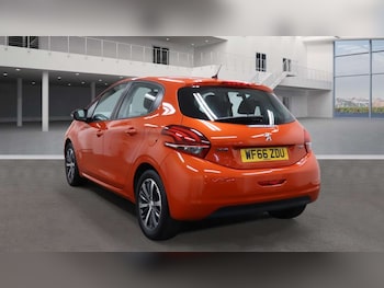 Used Peugeot 208 2016 for sale - 76961764: Photo
