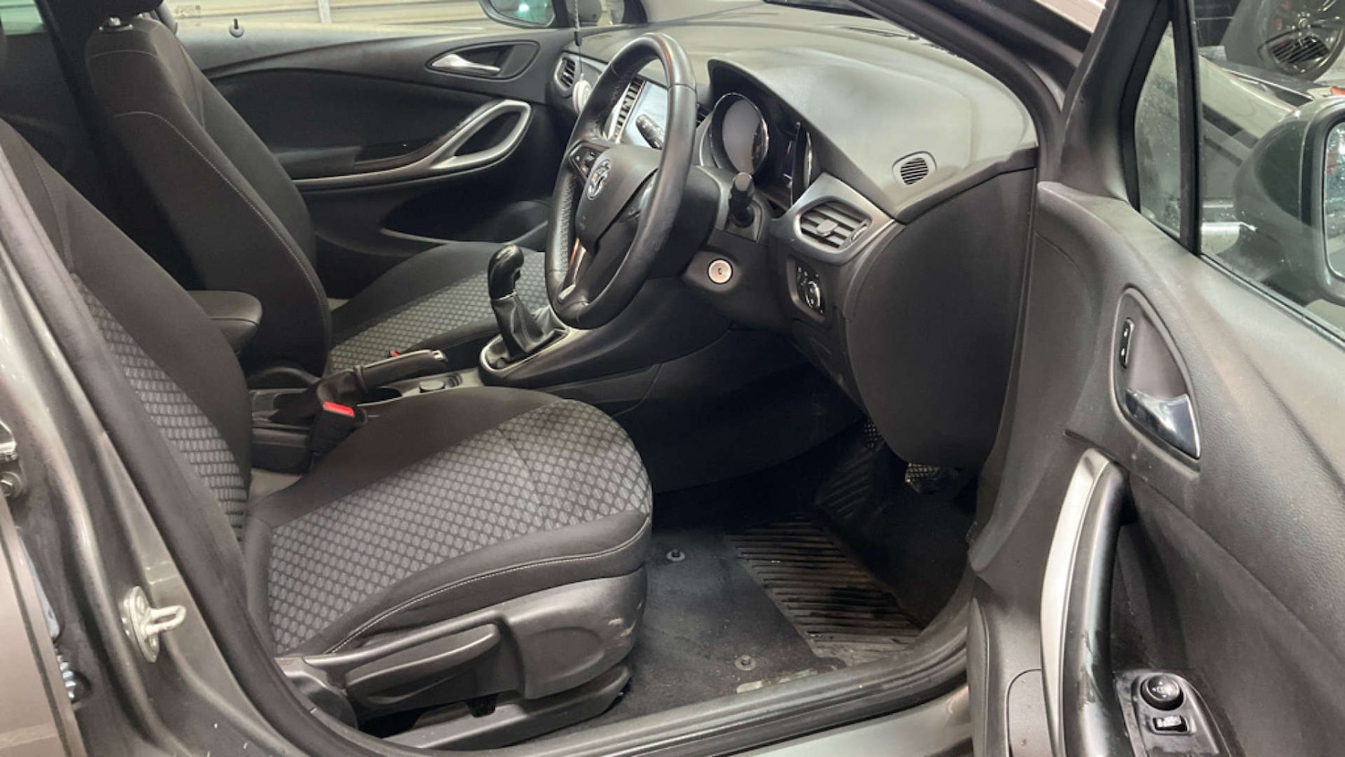 Used Vauxhall Astra 2018 for sale - 77022490: Photo 10