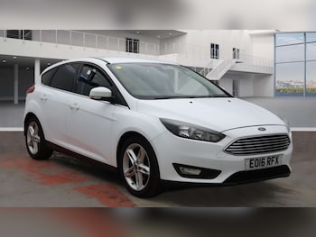 2016 - 1.0 Focus Zetec 5dr