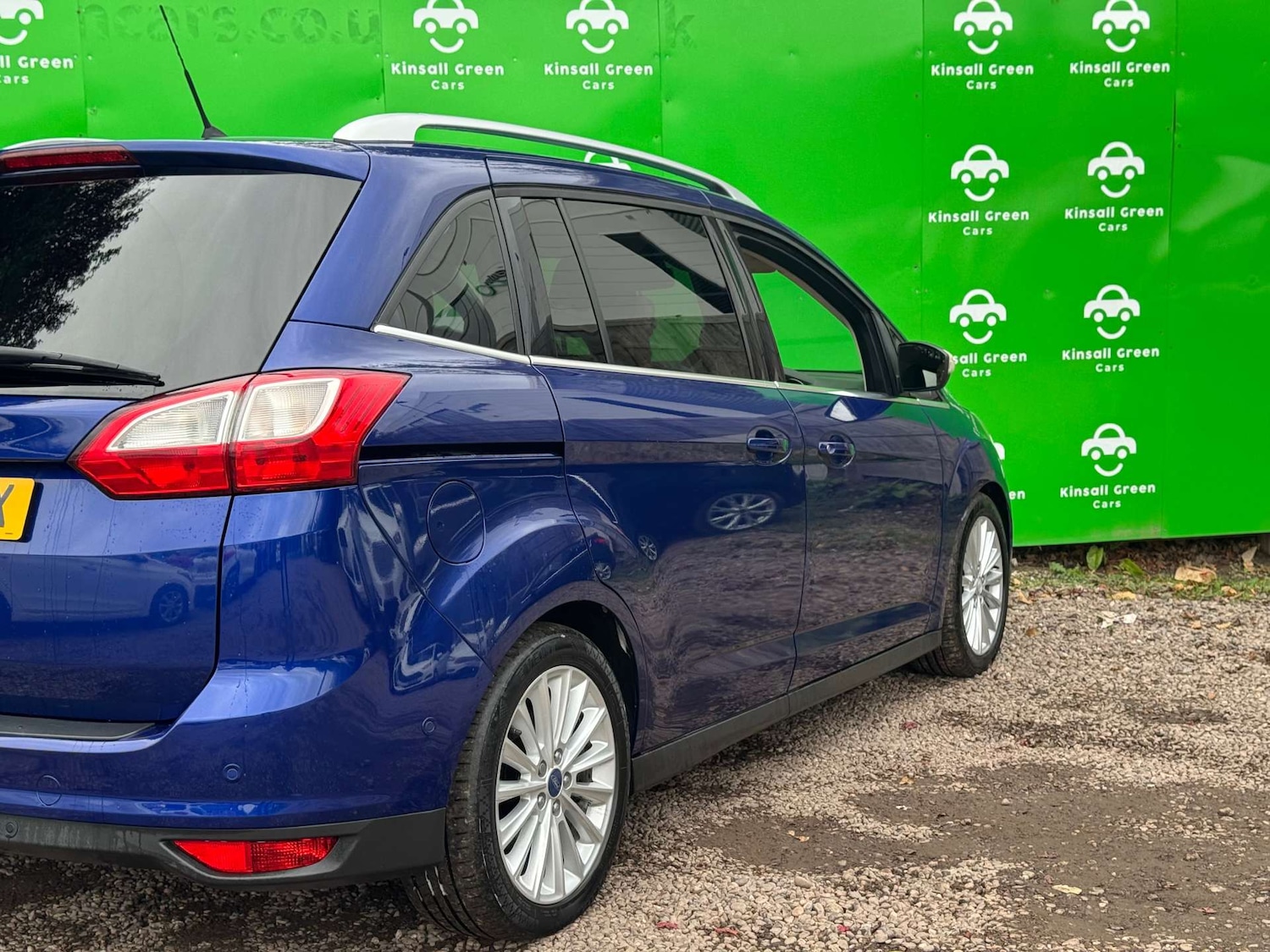 Used Ford Grand C-Max 2015 for sale - 76601737: Photo 11