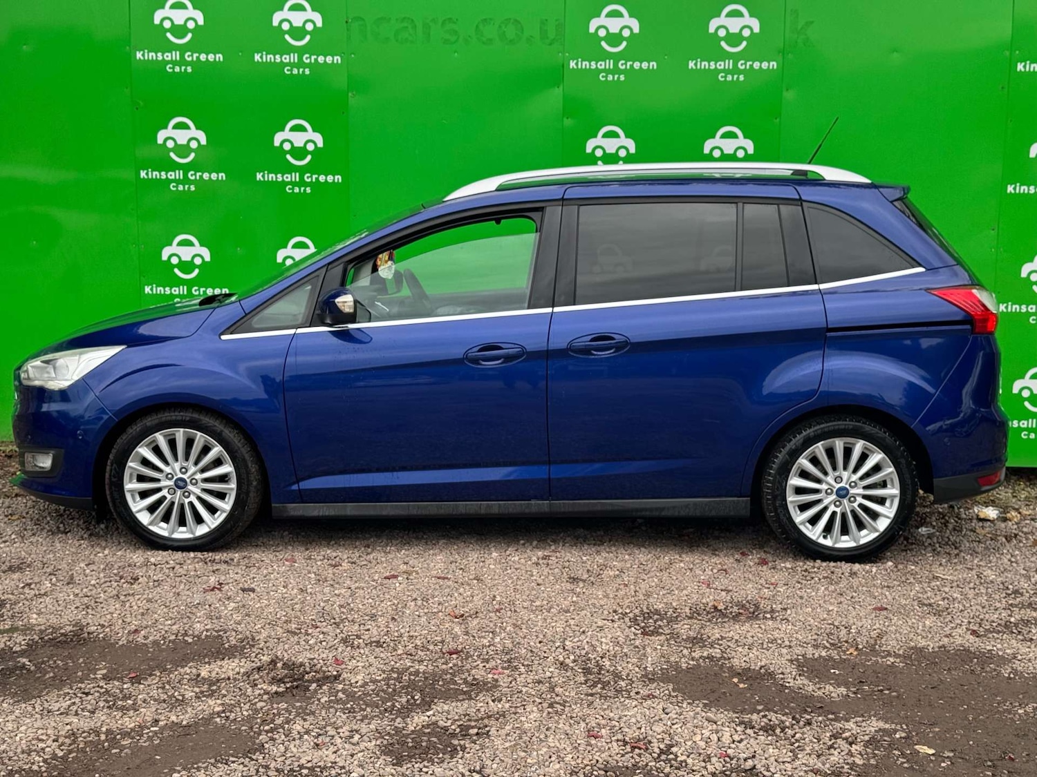 Used Ford Grand C-Max 2015 for sale - 76601737: Photo 17