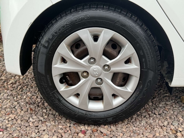 Used Hyundai i10 2015 for sale - 75326804: Photo 26