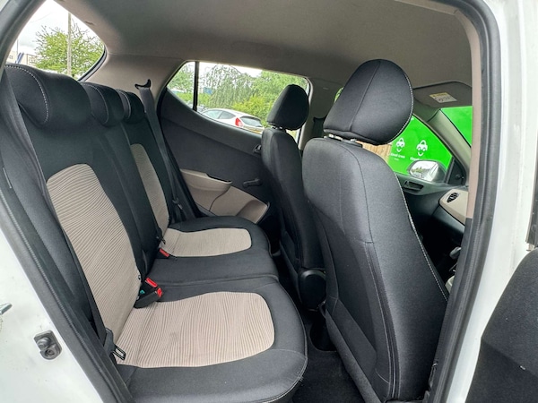 Used Hyundai i10 2015 for sale - 75326804: Photo 32