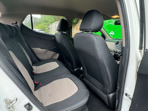 Used Hyundai i10 2015 for sale - 75326804: Photo 36