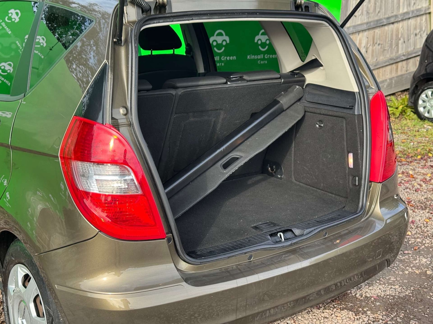 Used Mercedes-Benz A-Class 2009 for sale - 76384174: Photo 20