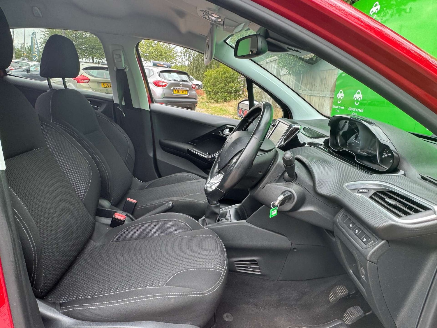 Used Peugeot 208 2018 for sale - 76601908: Photo 31