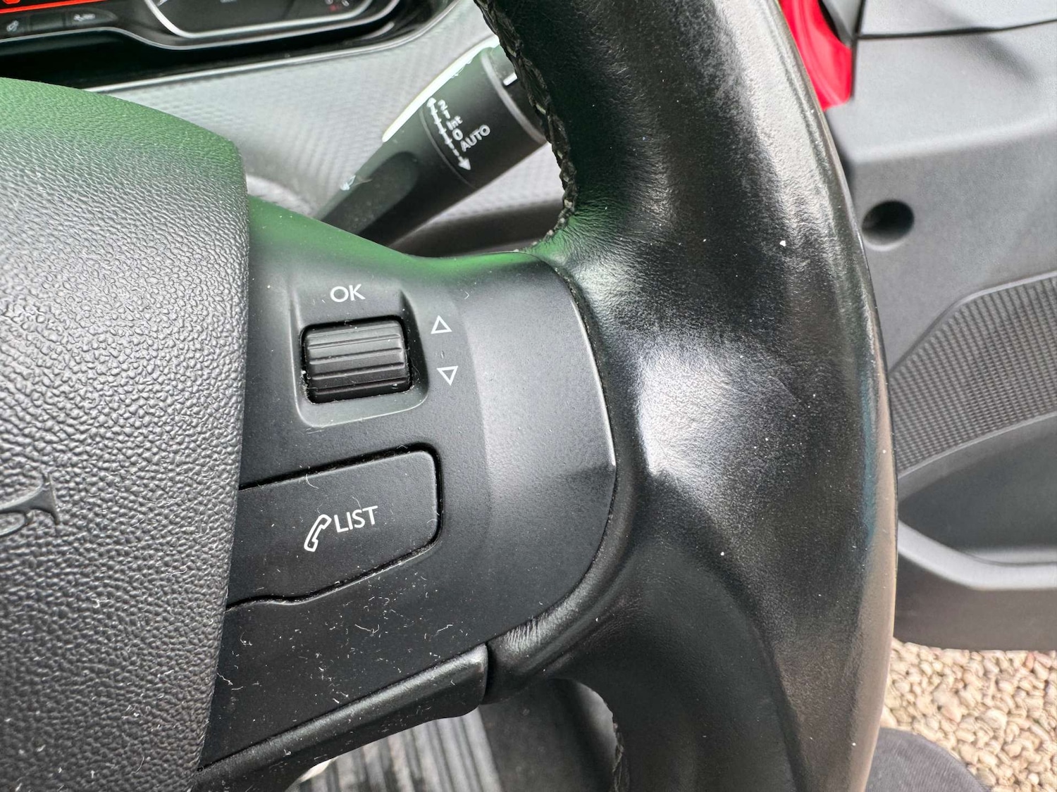 Used Peugeot 208 2018 for sale - 76601908: Photo 41