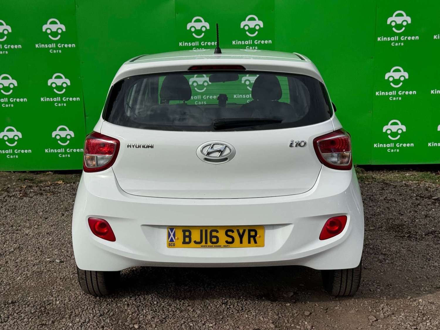 Used Hyundai i10 2016 for sale - 76097153: Photo 14