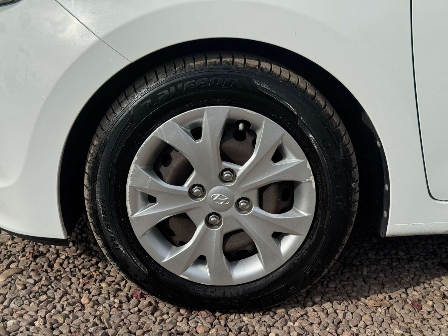 Used Hyundai i10 2016 for sale - 76097153: Photo 23