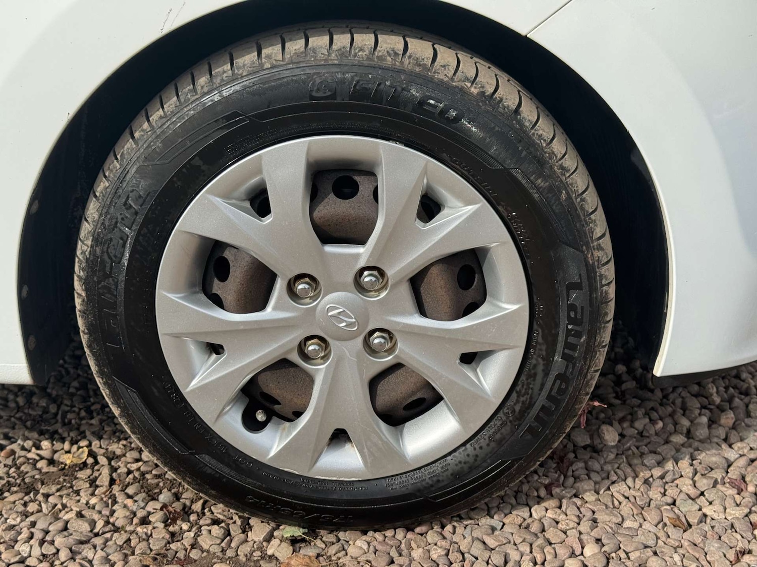 Used Hyundai i10 2016 for sale - 76097153: Photo 25