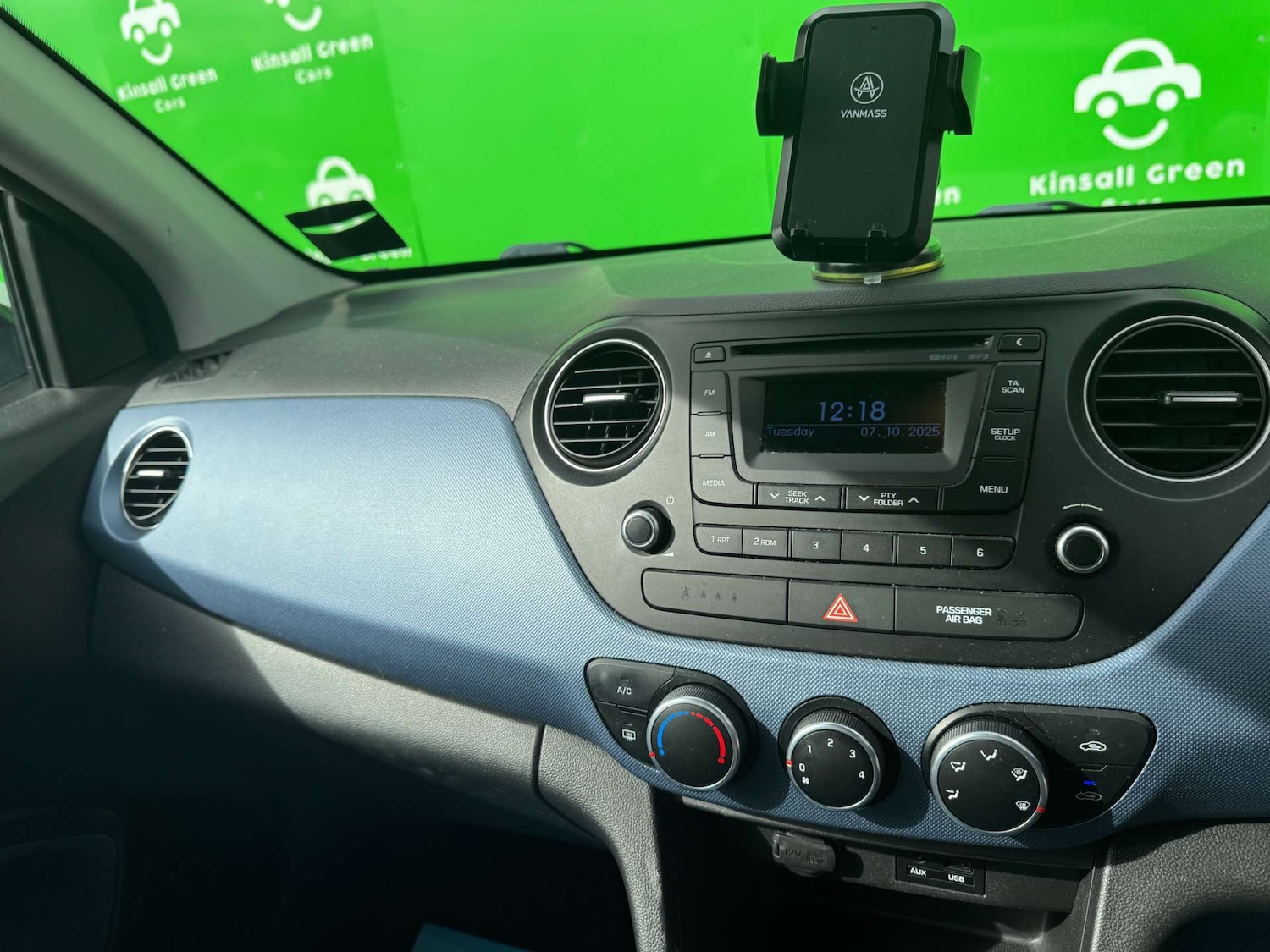 Used Hyundai i10 2016 for sale - 76097153: Photo 45