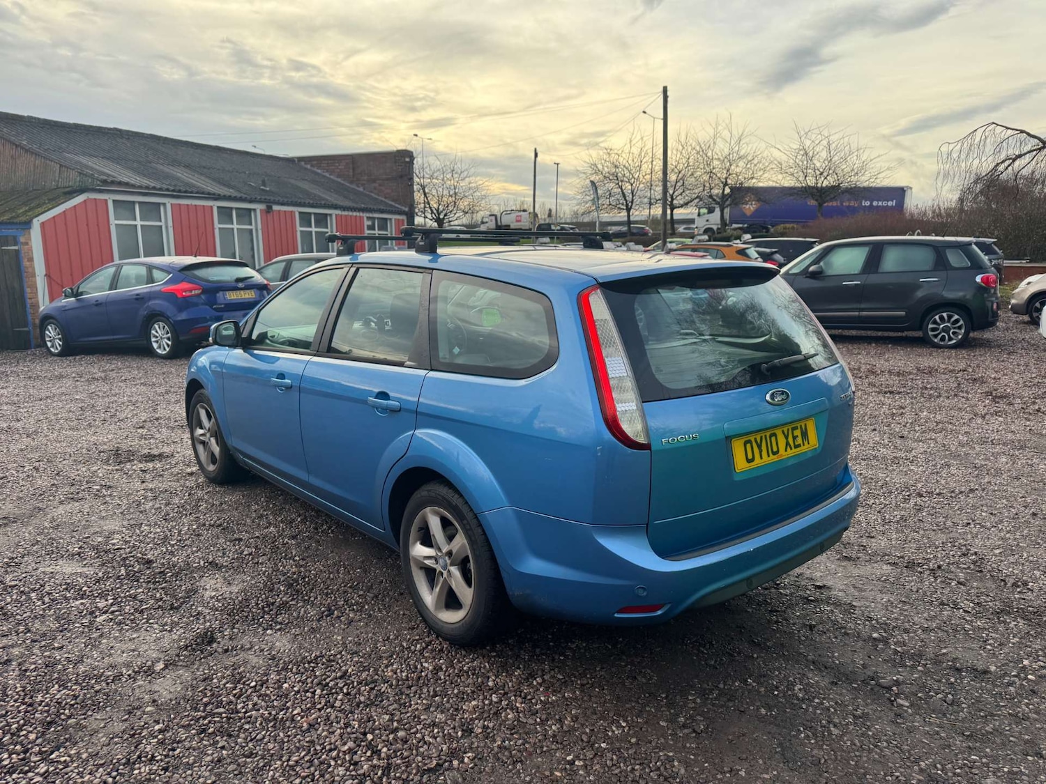 Used Ford Focus 2010 for sale - 76918181: Photo 5