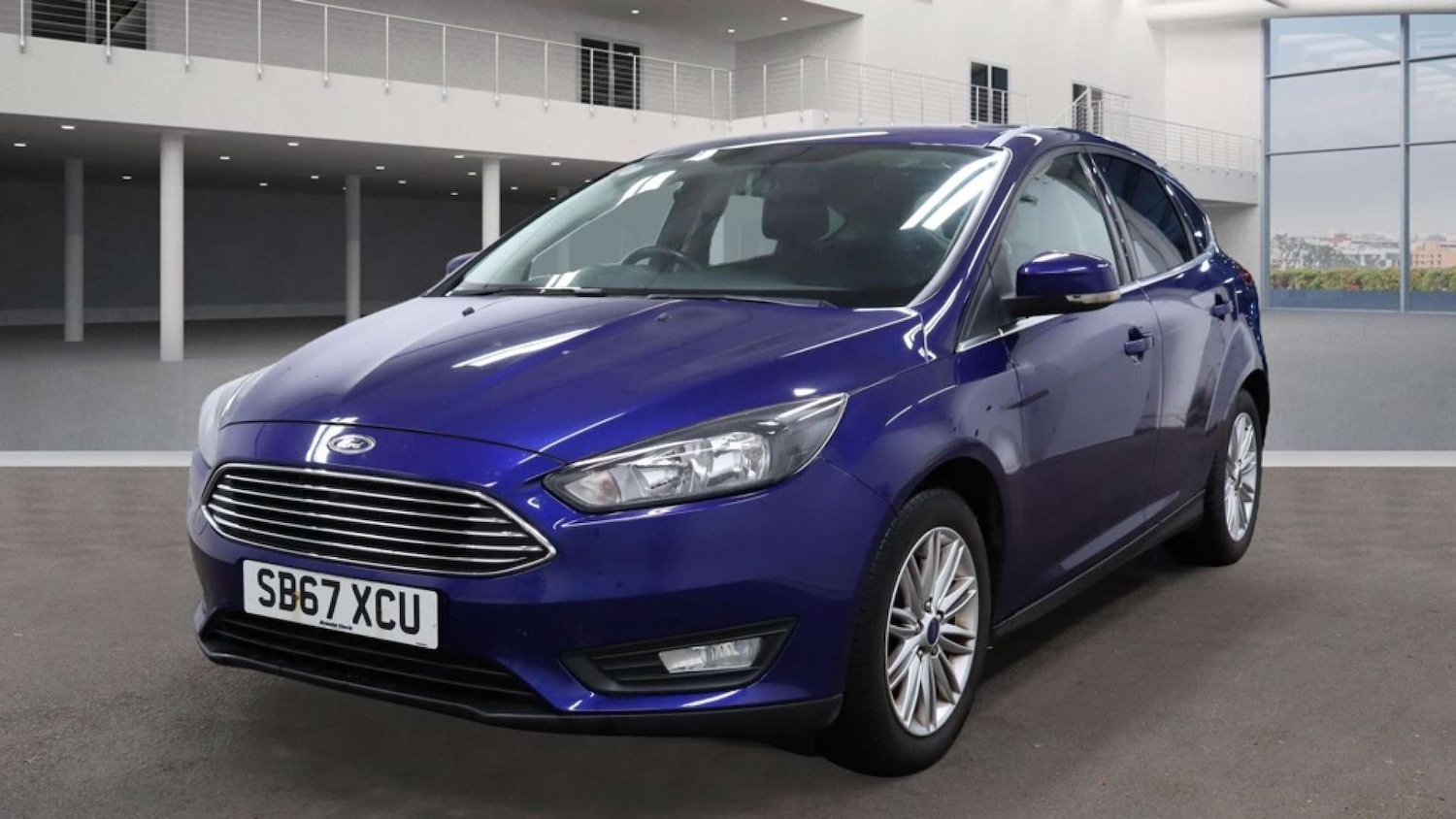 Used Ford Focus 2017 for sale - 76391870: Photo 2